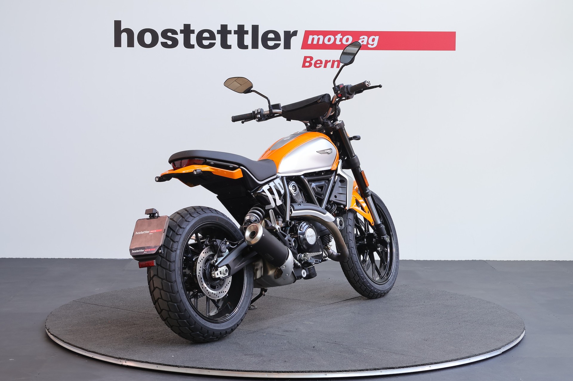 DUCATI Scrambler Icon-showroom-element-2
