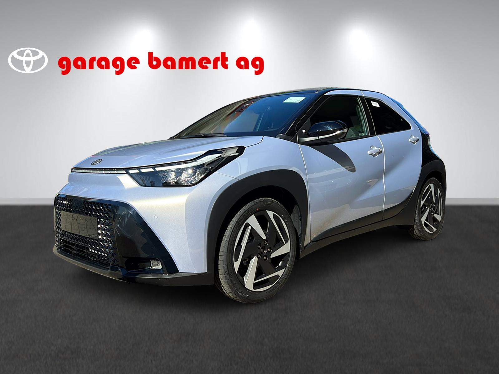 TOYOTA Aygo X 1.5 VVT-i HSD Style-image-0