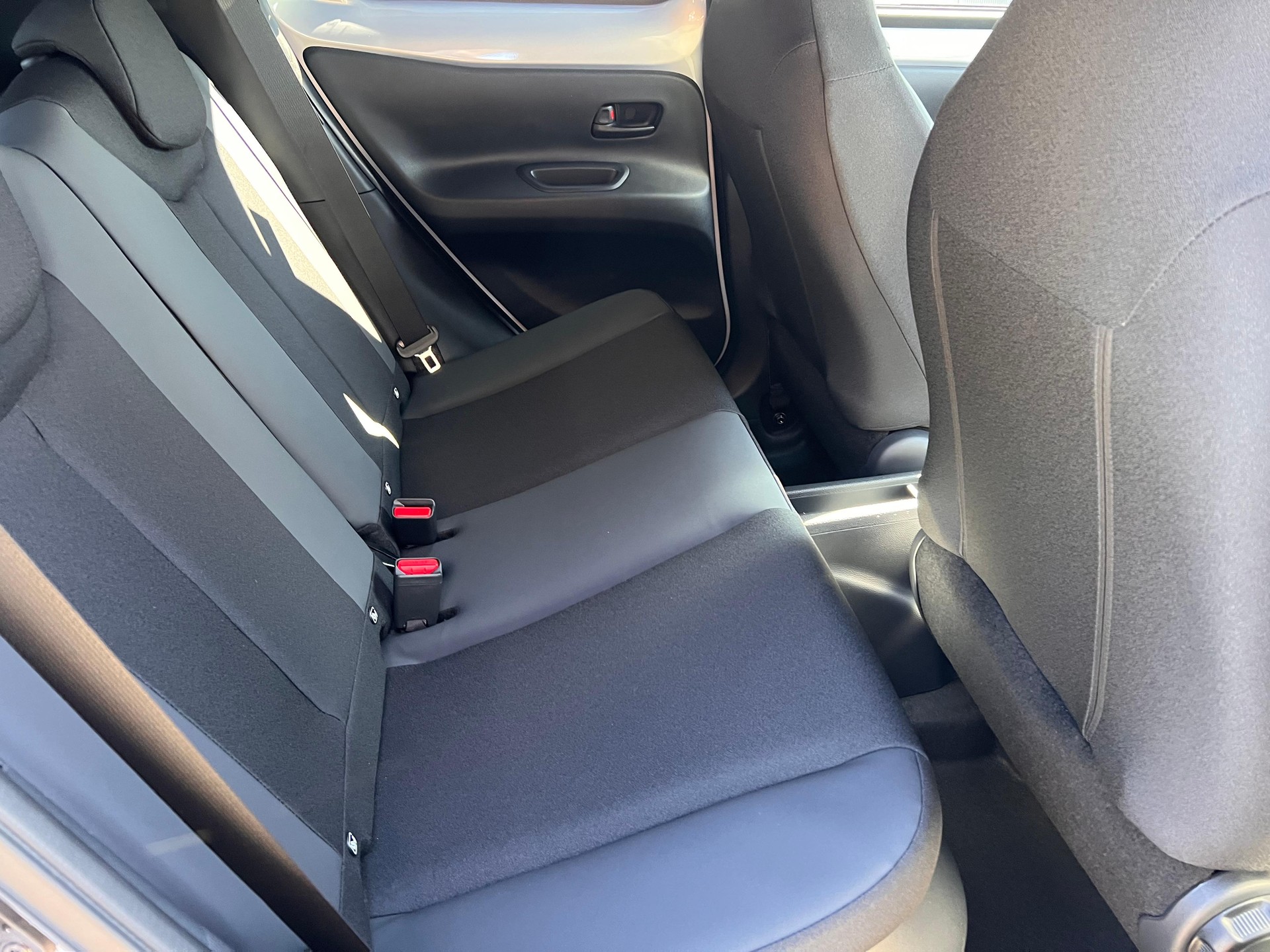 TOYOTA Aygo X 1.5 VVT-i HSD Style-image-10