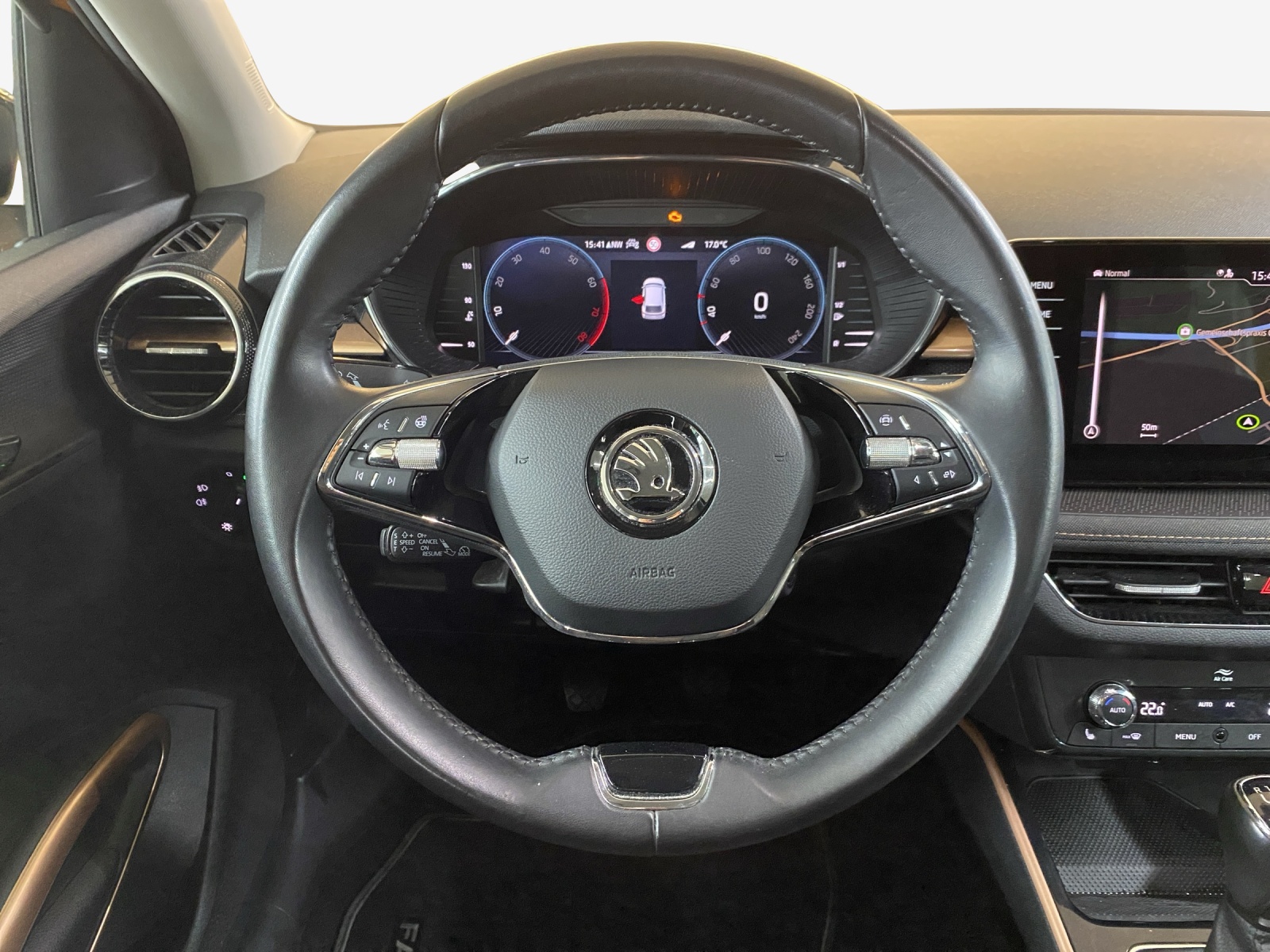 SKODA Fabia 1.0 TSI First Edition-image-9