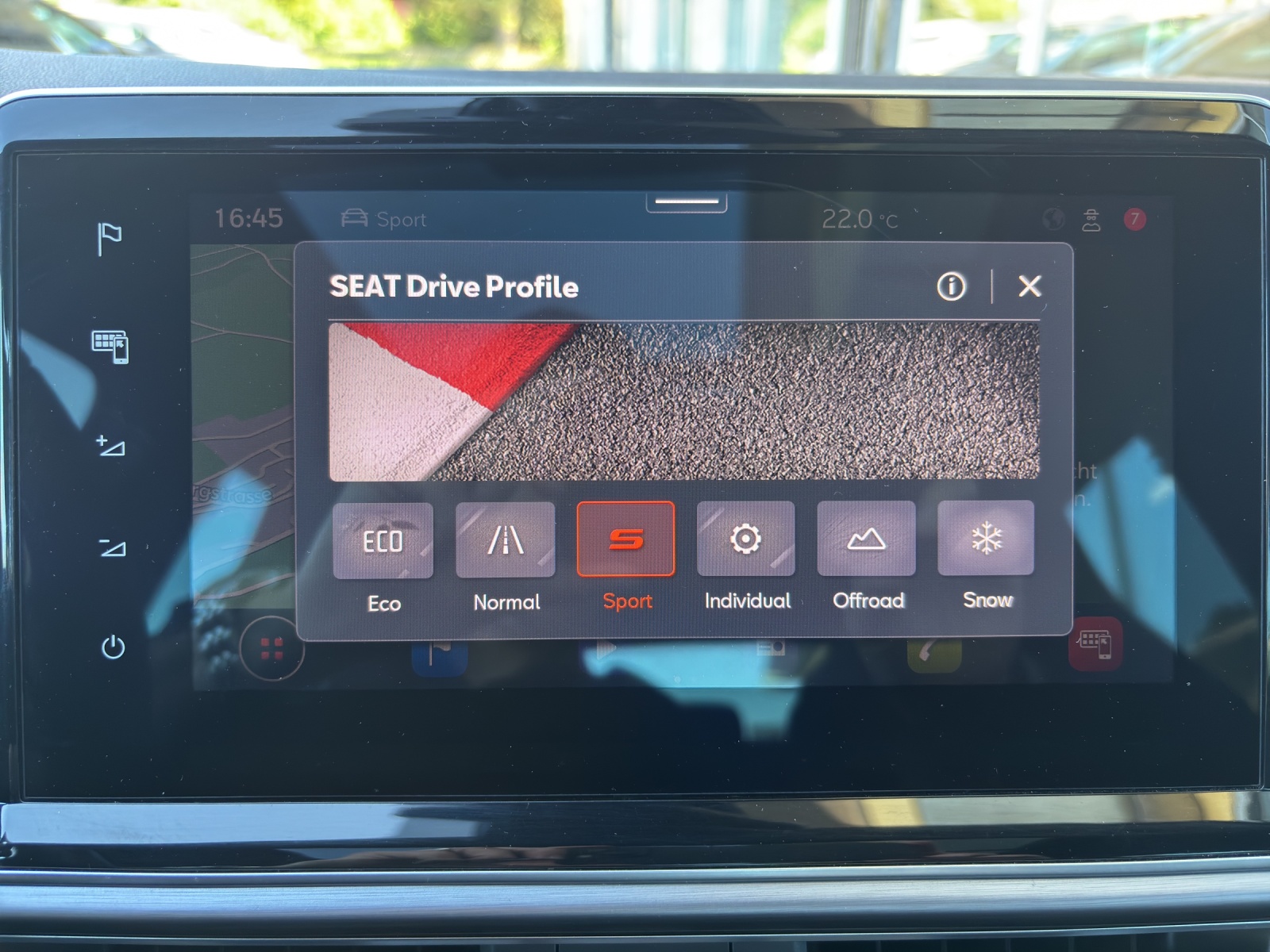 SEAT Tarraco 2.0 TSI 4Drive FR mit AHK & Panorama-Ausstell-/Schiebedach-image-24