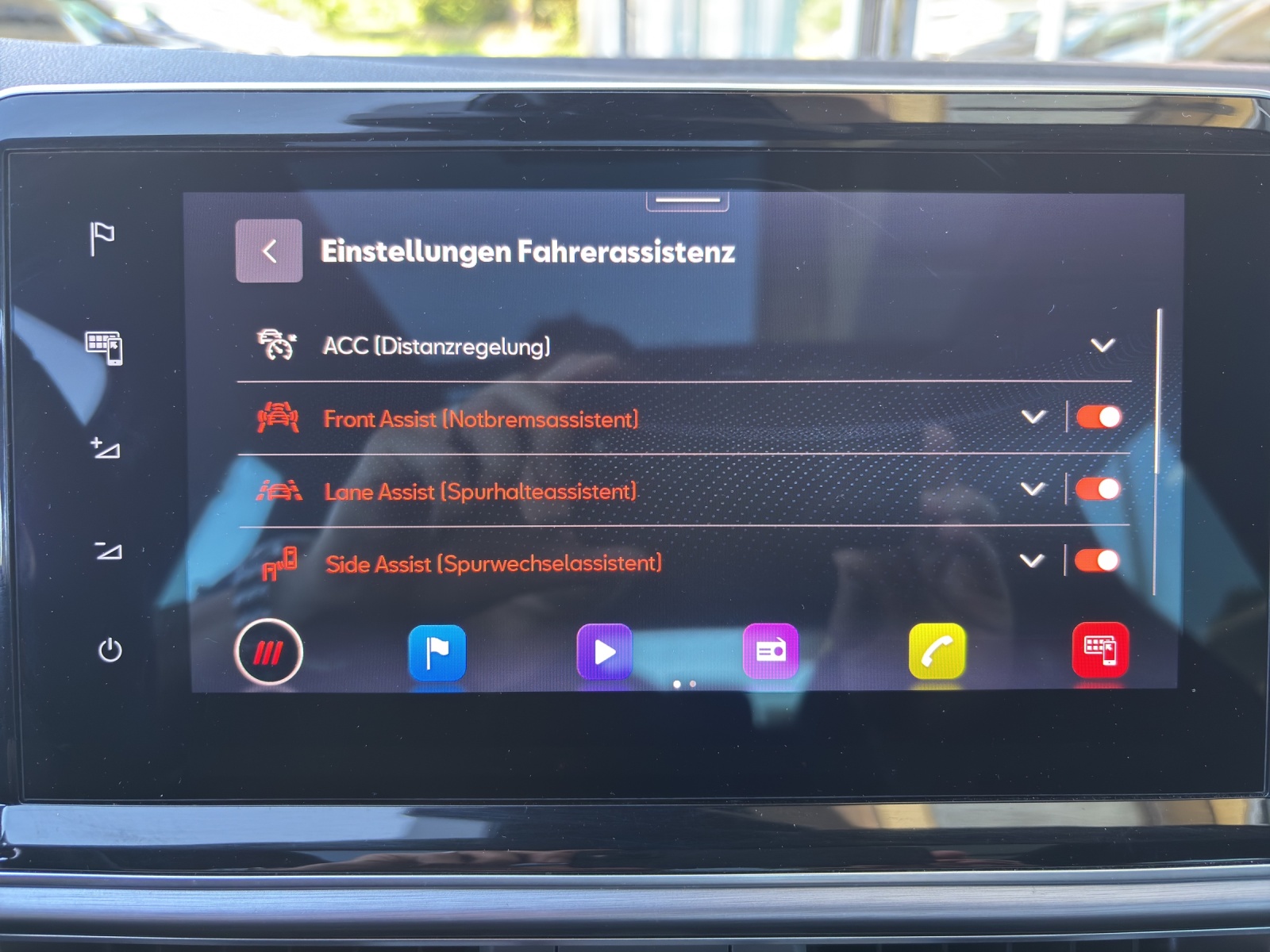SEAT Tarraco 2.0 TSI 4Drive FR mit AHK & Panorama-Ausstell-/Schiebedach-image-25