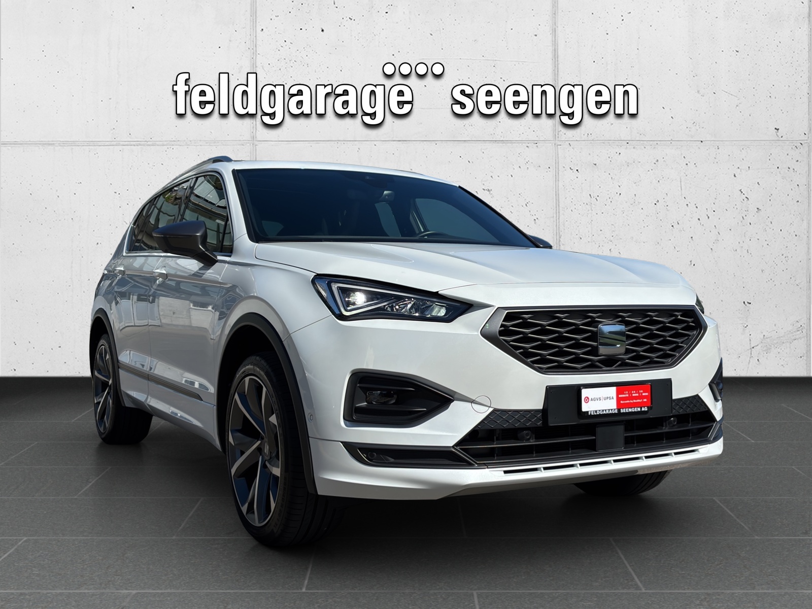 SEAT Tarraco 2.0 TSI 4Drive FR mit AHK & Panorama-Ausstell-/Schiebedach-showroom-element-2