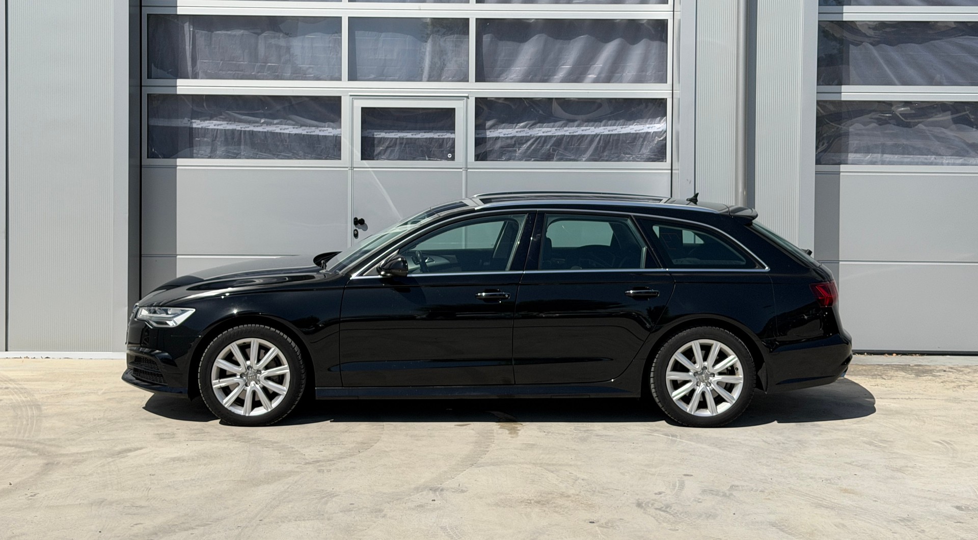 AUDI A6 Avant 3.0 TDI V6 S-tronic-image-2
