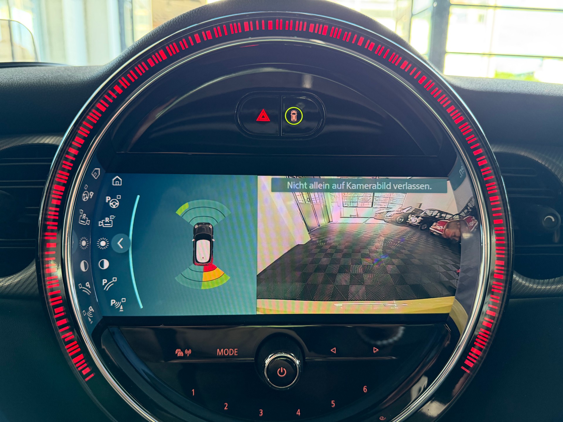 MINI Cooper S 178 PS (CH) MINI YOURS TRIM +PREMIUM PLUS Steptronic DKG-image-16
