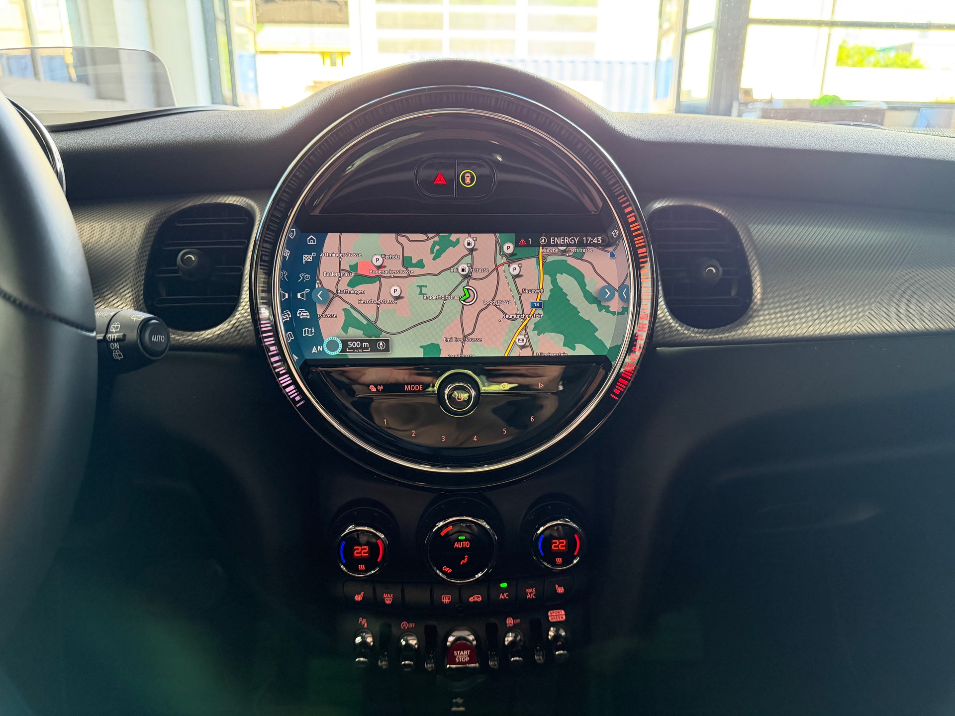 MINI Cooper S 178 PS (CH) MINI YOURS TRIM +PREMIUM PLUS Steptronic DKG-image-17