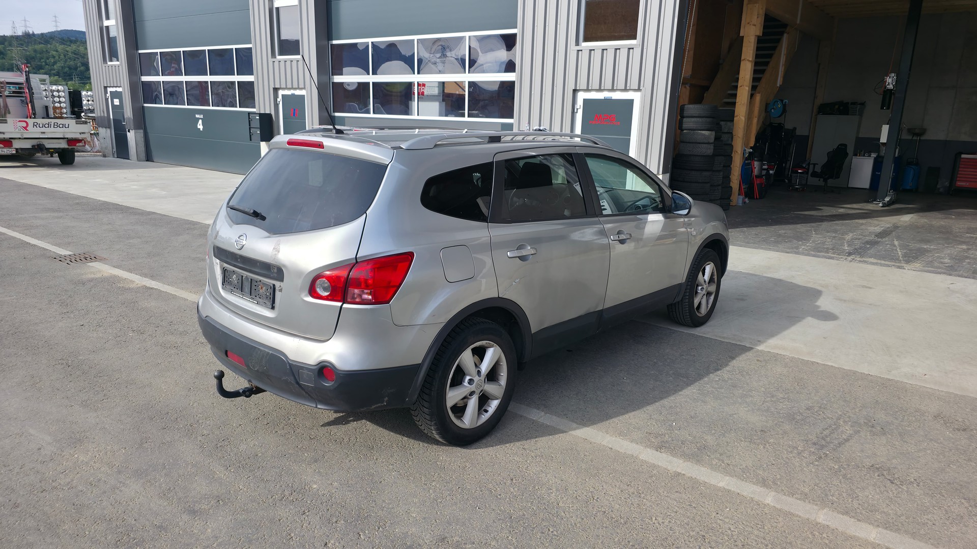 NISSAN Qashqai +2 2.0 dCi 4WD acenta-image-4