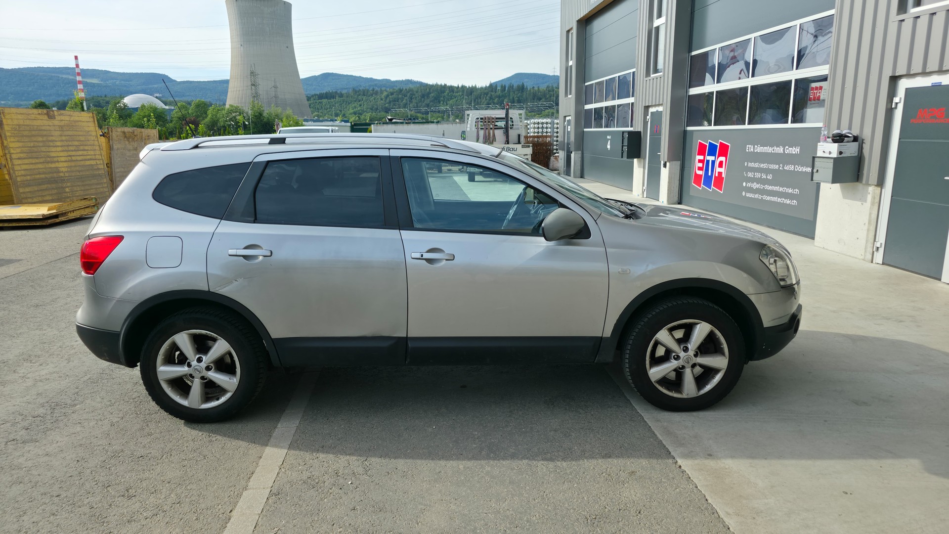 NISSAN Qashqai +2 2.0 dCi 4WD acenta-image-6