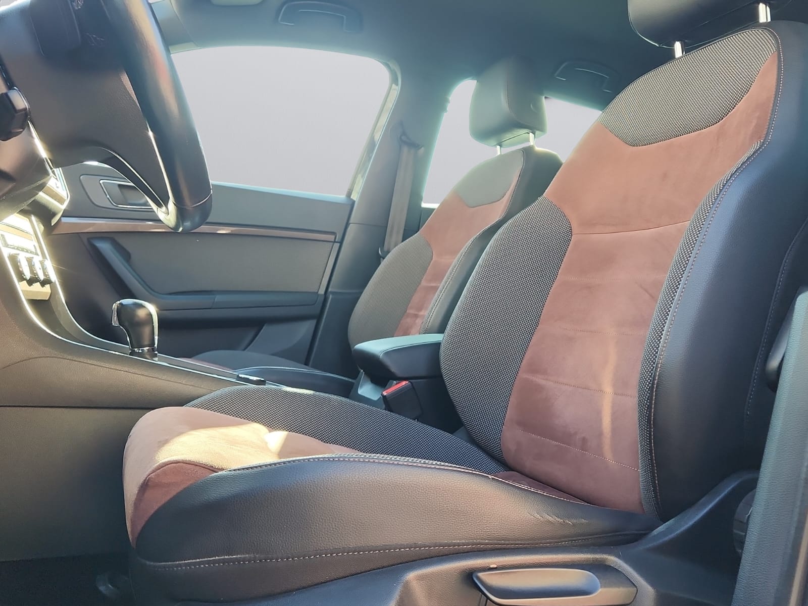SEAT Ateca 2.0 TDI CR Xcellence 4Drive DSG-image-8