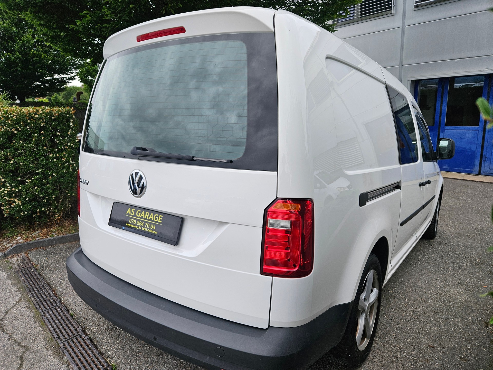 VW Caddy Maxi 2.0TDI BlueMotion Technology DSG-image-5