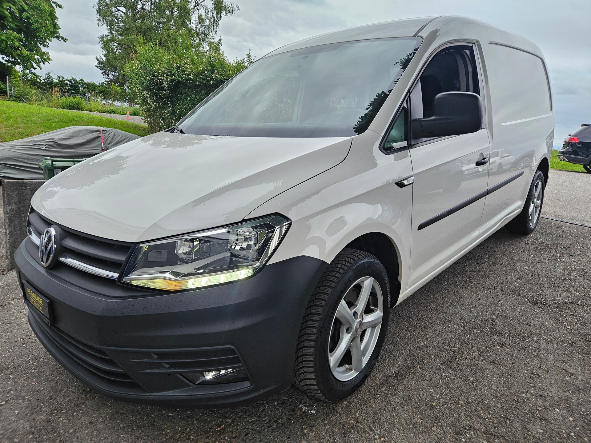 VW Caddy Maxi 2.0TDI BlueMotion Technology DSG-image-0