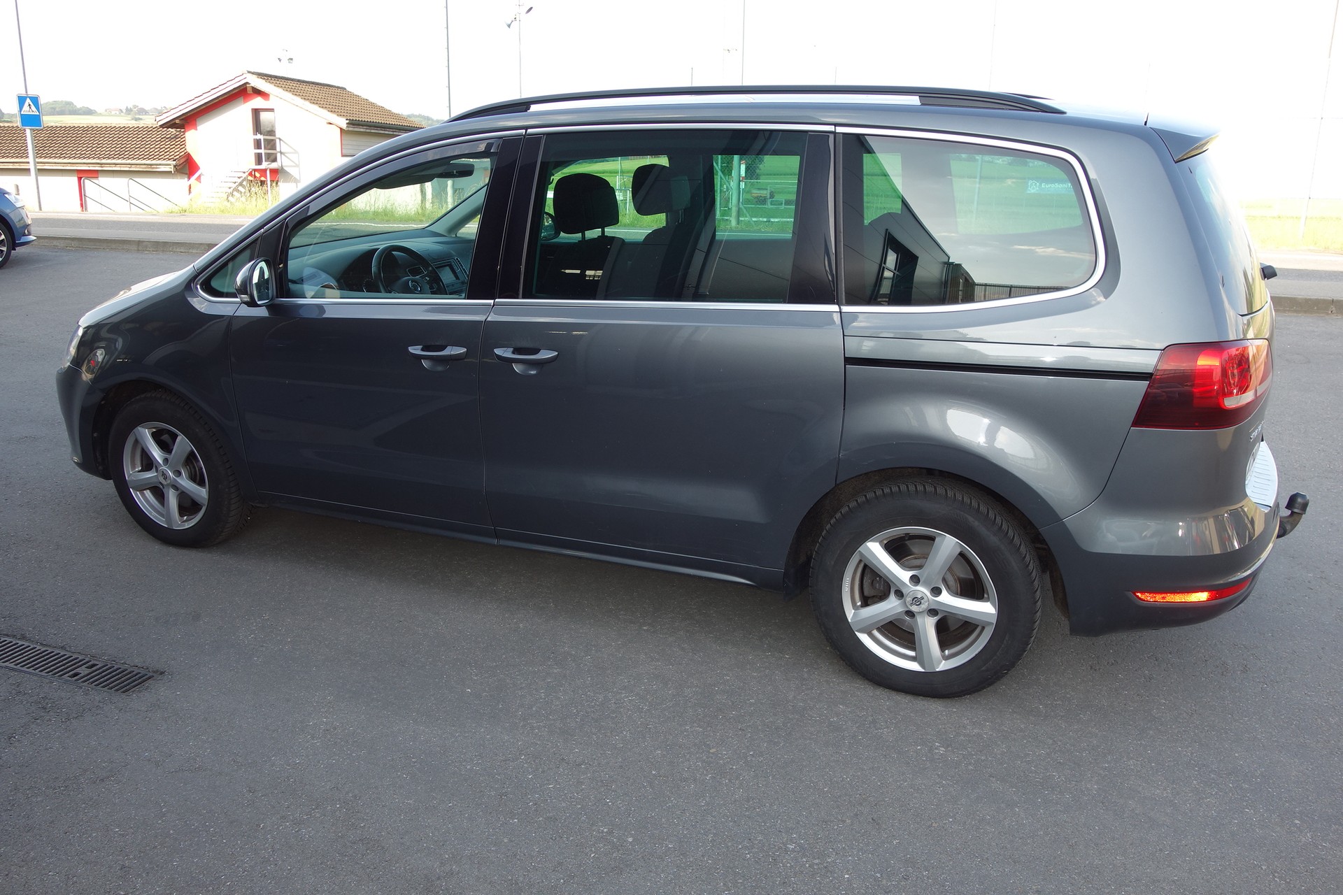 VW Sharan 2.0 TDI BMT Comfortline 4Motion-image-3