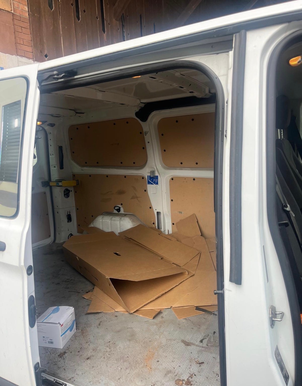 FORD Transit Custom 310 L1H1 Ambiente-image-5