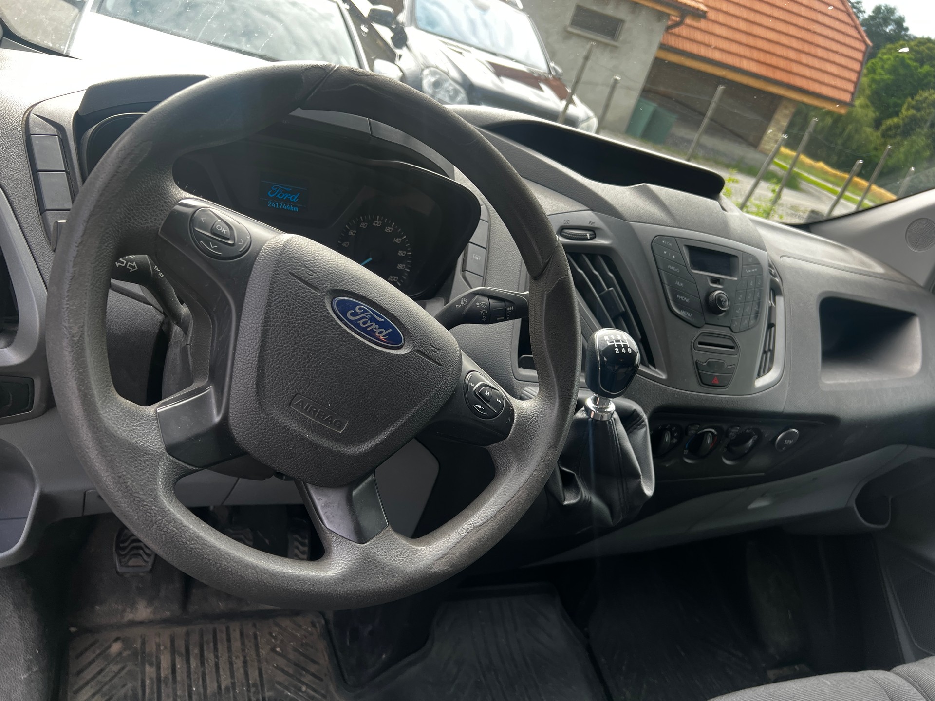 FORD Transit Custom 310 L1H1 Ambiente-image-9