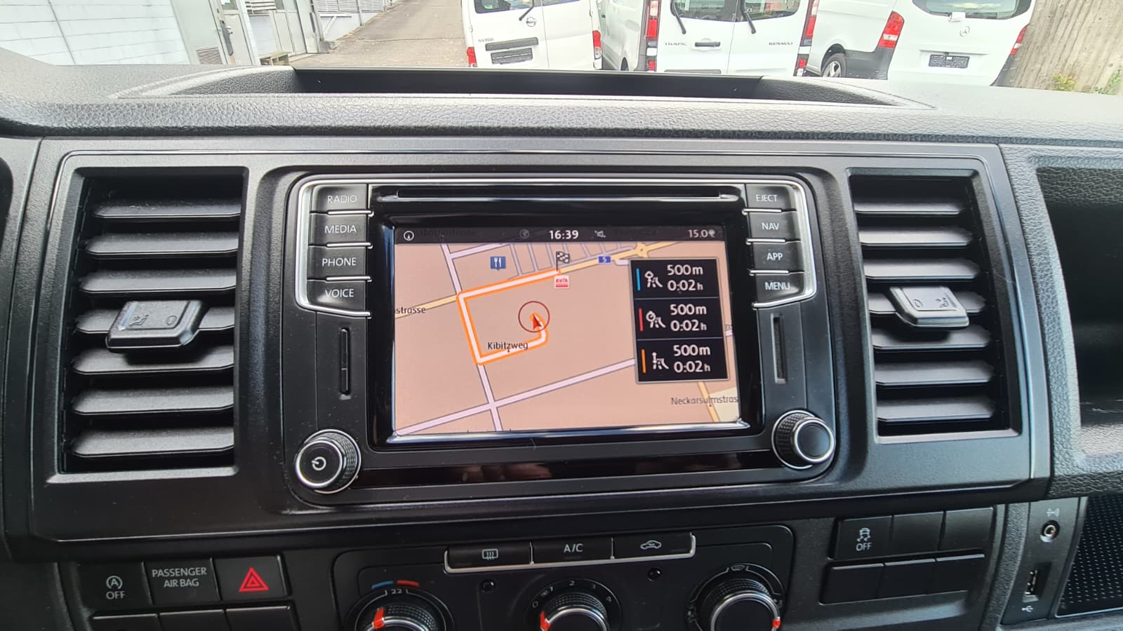 VW T6 2.0 TDI 4Motion DSG ** 3-Plätzer ** Gr-Navi ** RF-Kamera ** PDC V+H ** Sitzheizung ** LTZ MFK 10.04.2025 & Service **-image-13