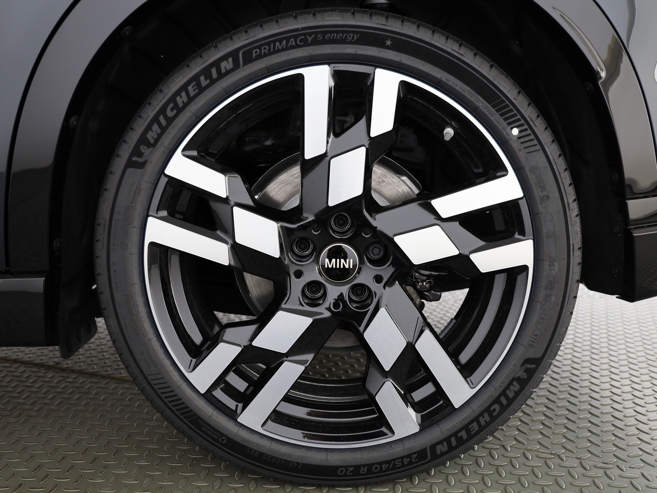 MINI Countryman SE ALL 4-image-23