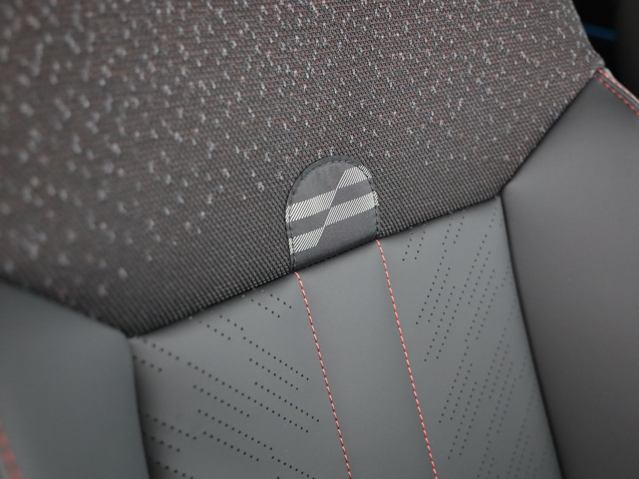 MINI Countryman SE ALL 4-image-15