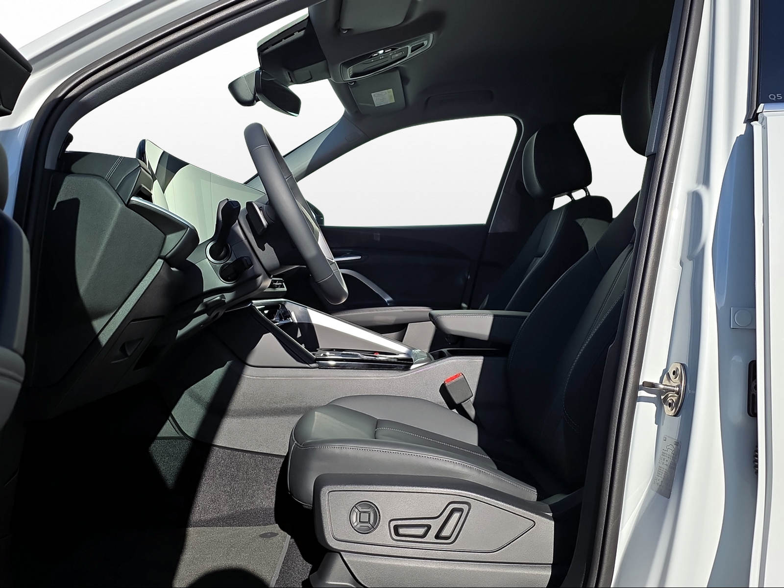 AUDI Q5 e-hybrid quattro 220 kW S-tronic-image-6