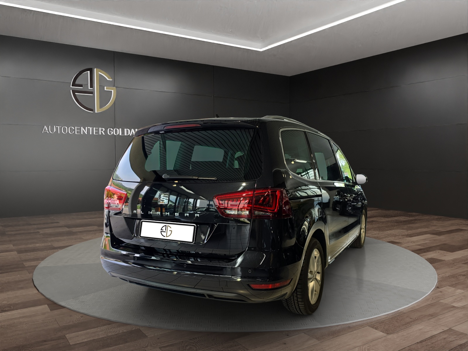 SEAT Alhambra 1.4 TSI DSG SWISS FR2-image-3