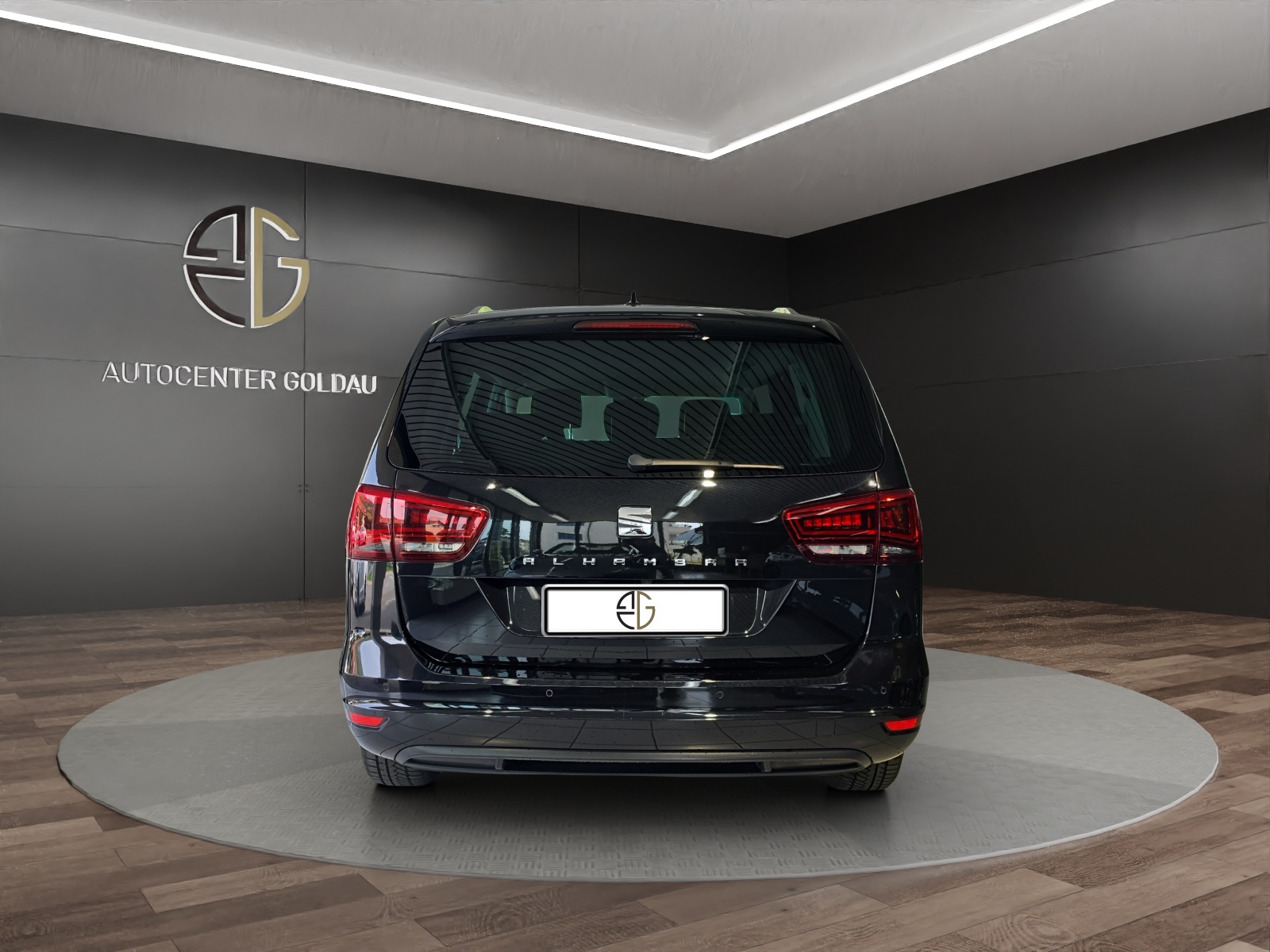 SEAT Alhambra 1.4 TSI DSG SWISS FR2-image-2