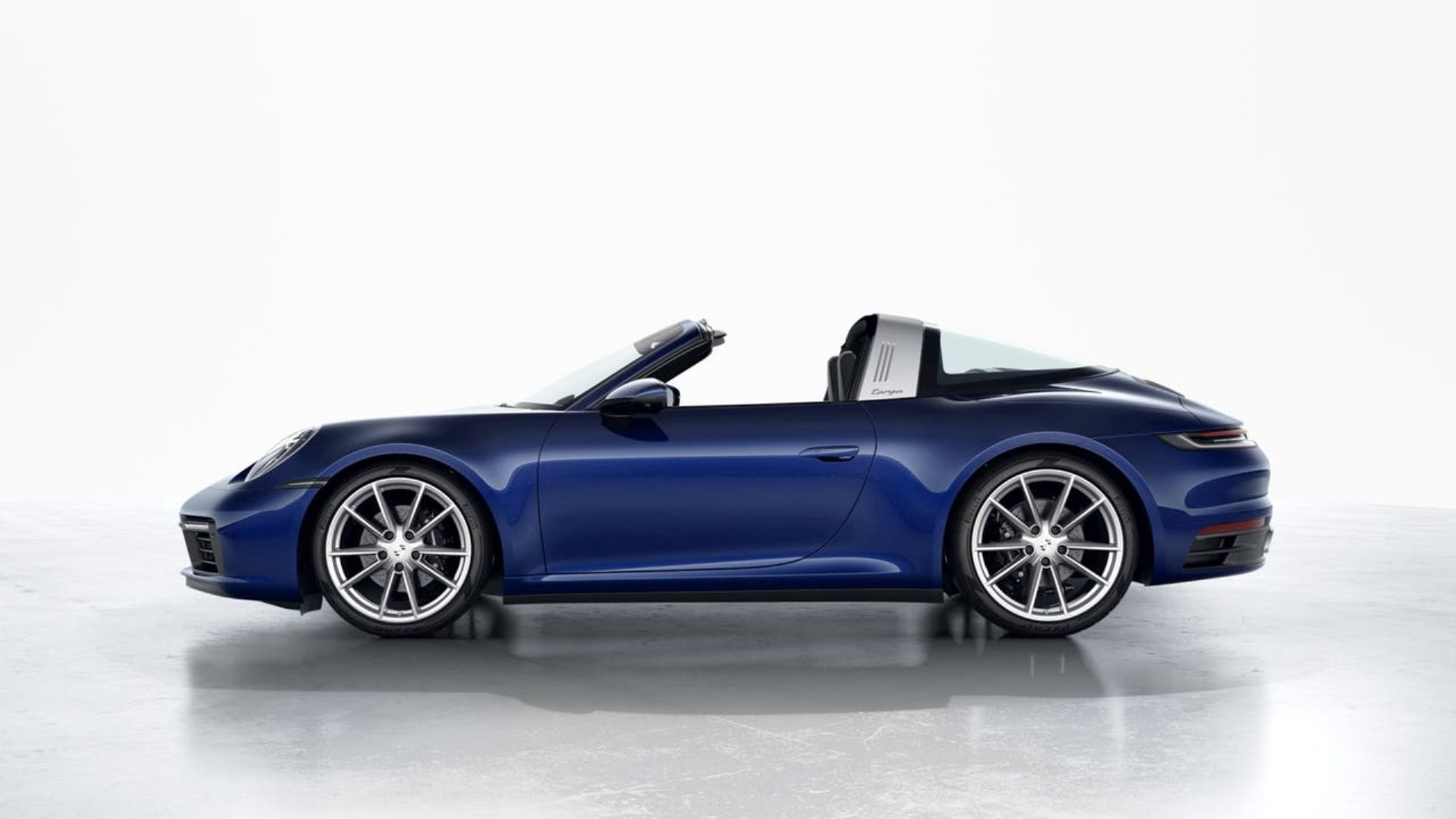 PORSCHE 911 Targa 4-image-1