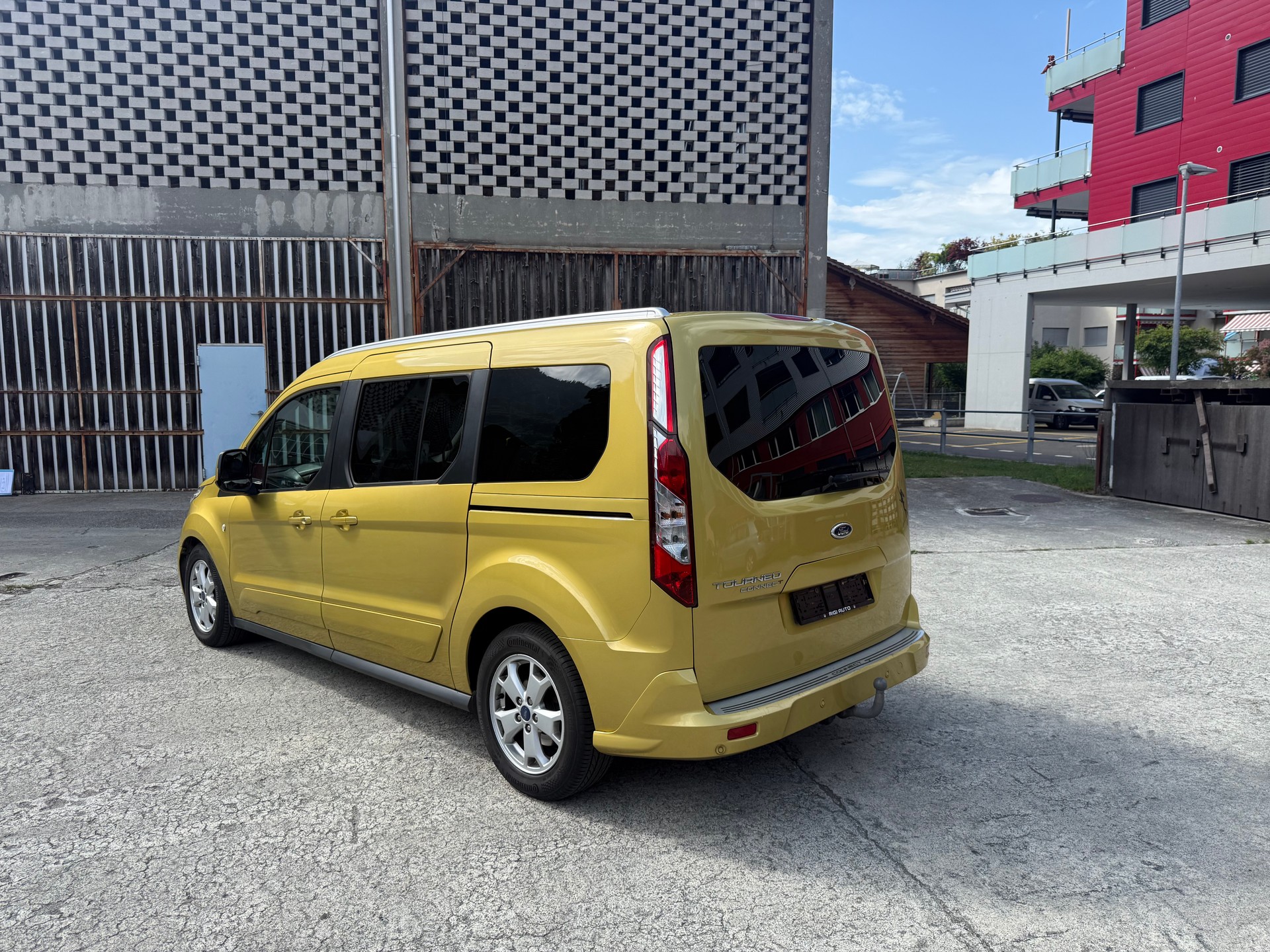 FORD Grand Tourneo Connect 1.5 TDCi Titanium Powershift-image-3