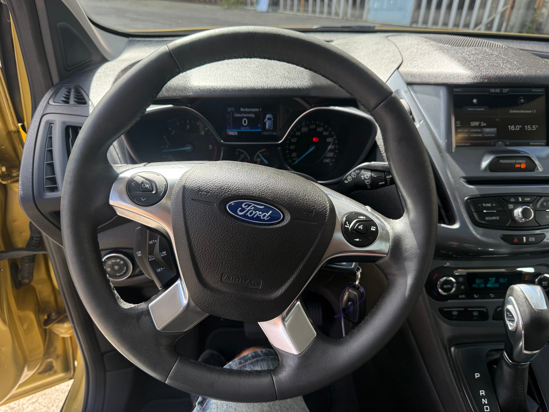 FORD Grand Tourneo Connect 1.5 TDCi Titanium Powershift-image-10