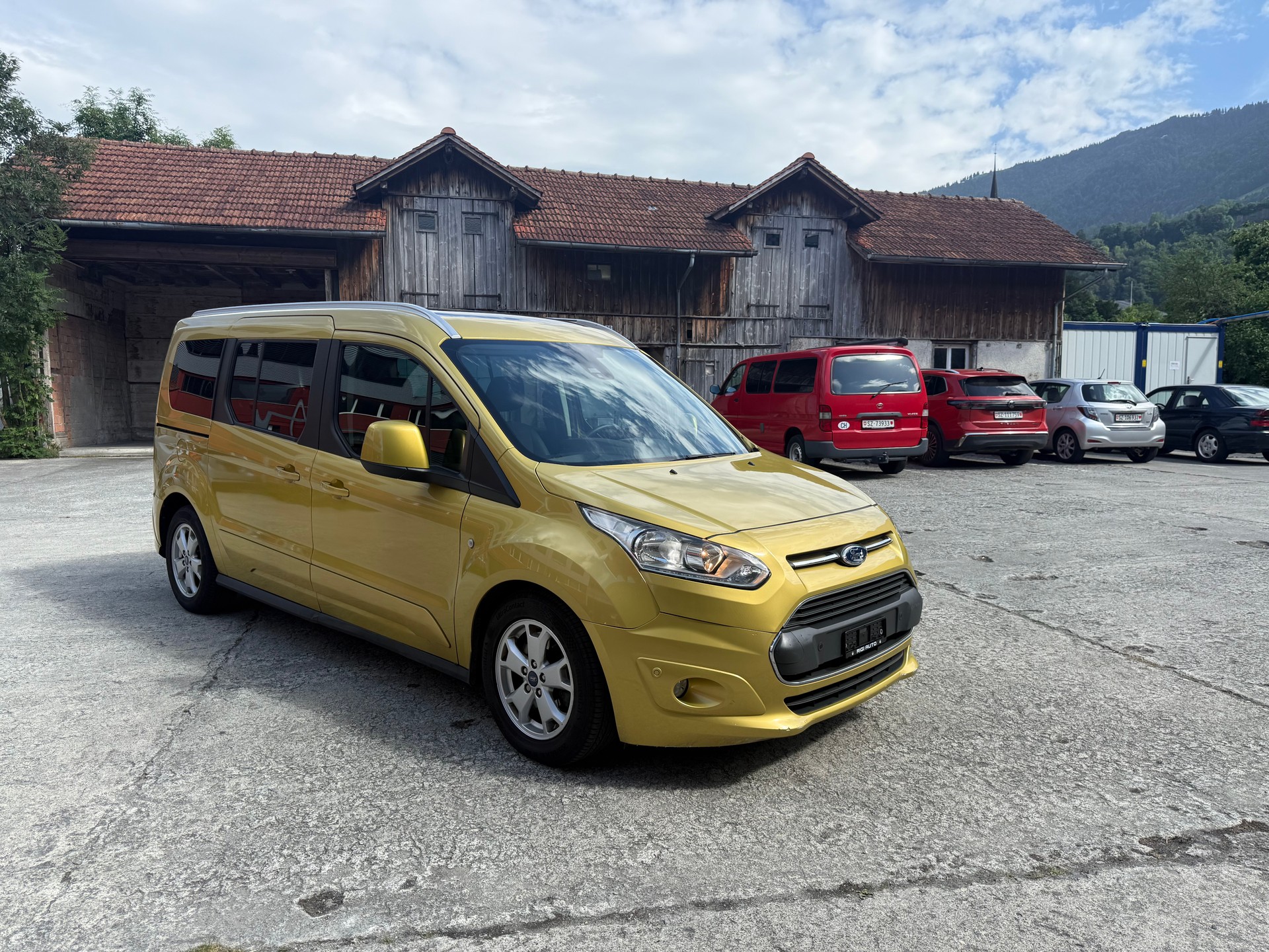 FORD Grand Tourneo Connect 1.5 TDCi Titanium Powershift-image-0
