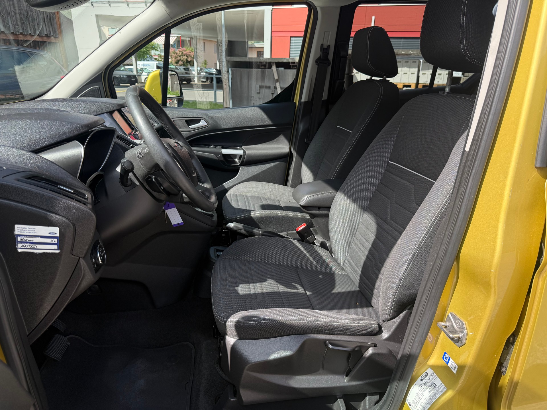 FORD Grand Tourneo Connect 1.5 TDCi Titanium Powershift-image-6