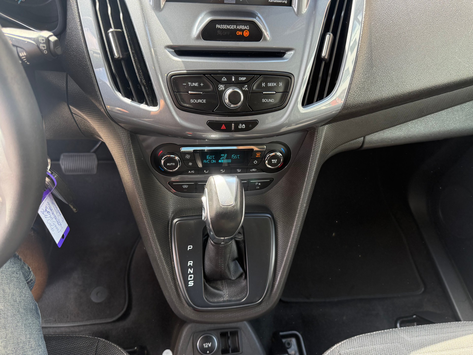 FORD Grand Tourneo Connect 1.5 TDCi Titanium Powershift-image-11