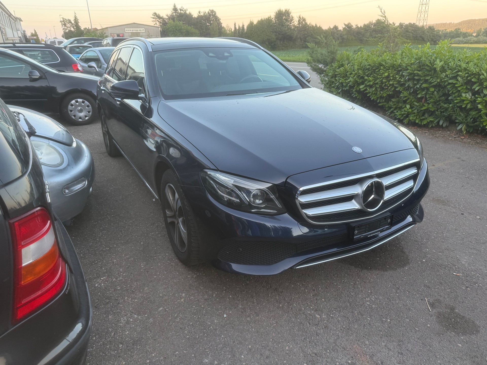 MERCEDES-BENZ E 220 d Avantgarde 9G-Tronic-image-0