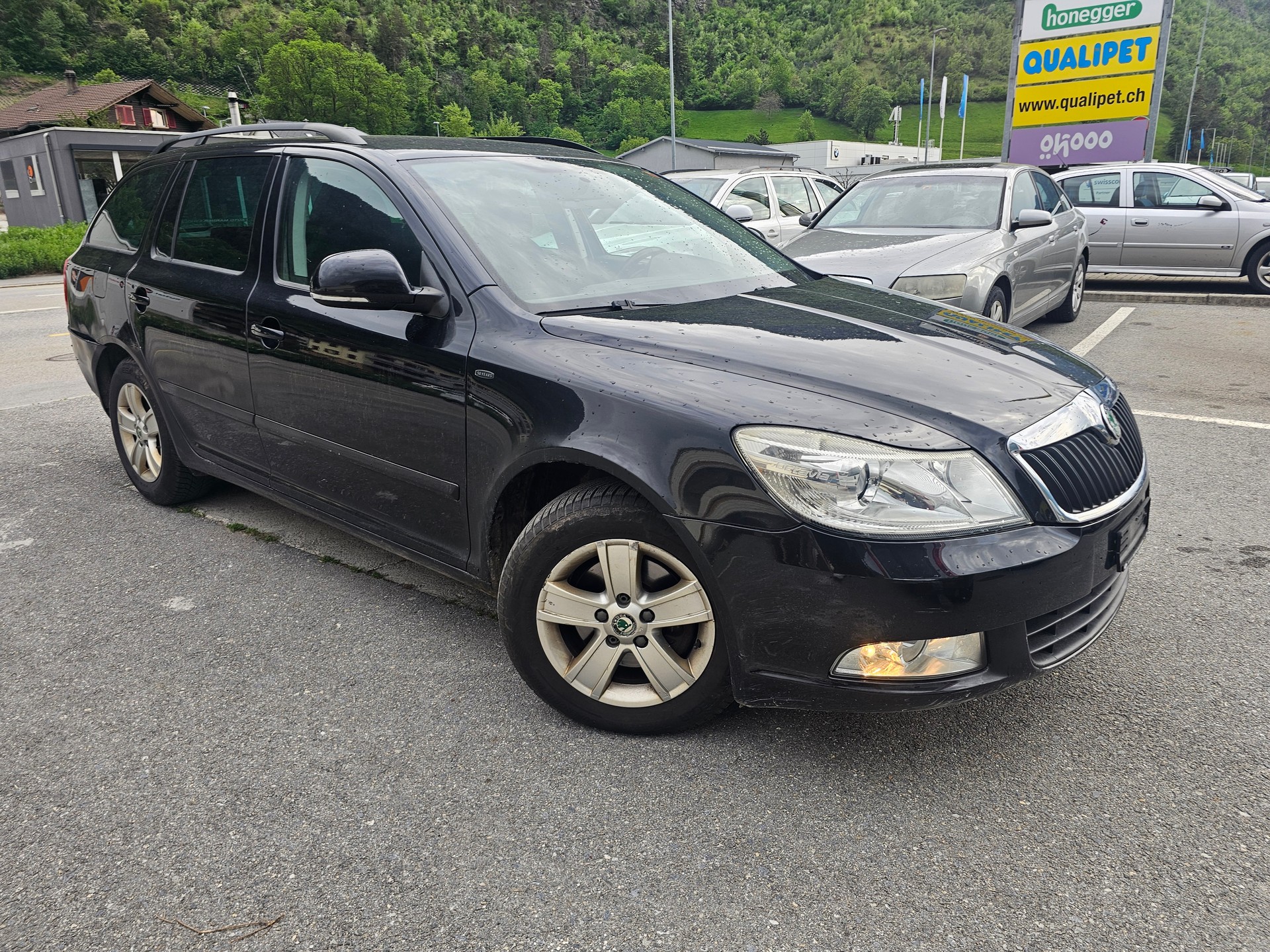 SKODA Octavia Combi 1.8 TSI Adventure 4x4-image-2