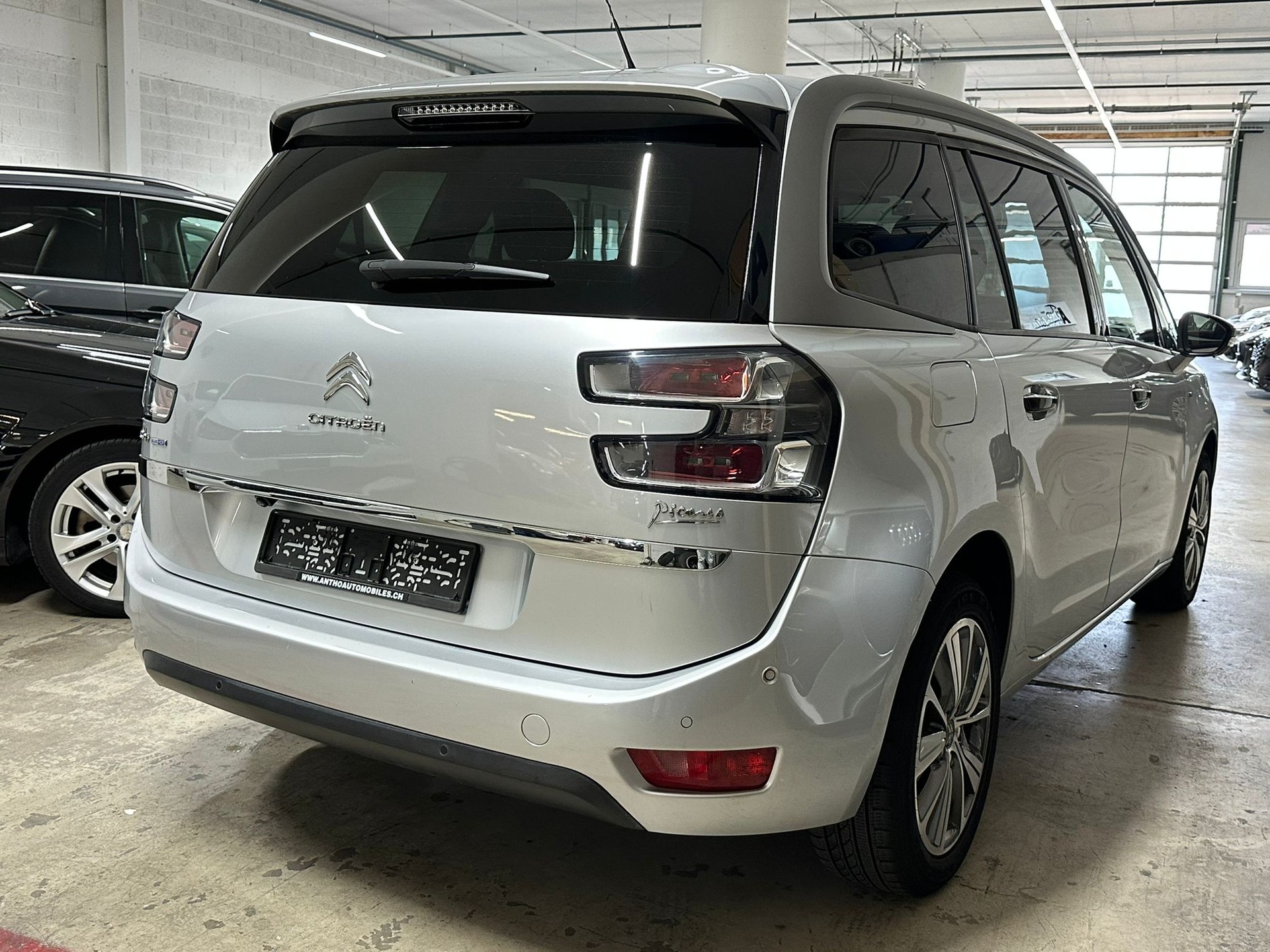 CITROEN Grand C4 Picasso 2.0 BlueHDi Intensive-image-3