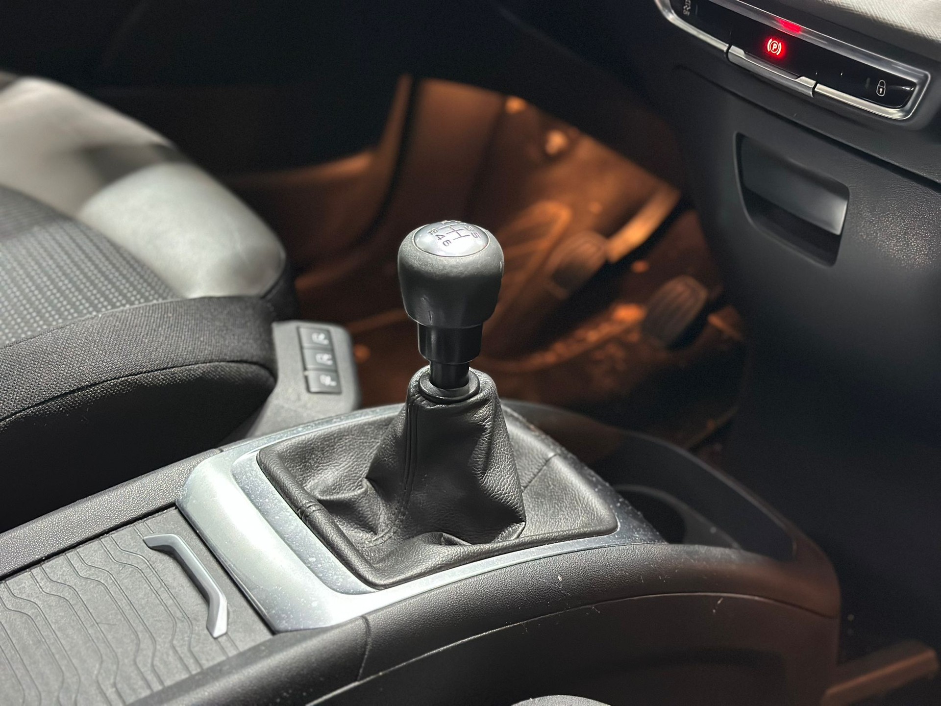 CITROEN Grand C4 Picasso 2.0 BlueHDi Intensive-image-8