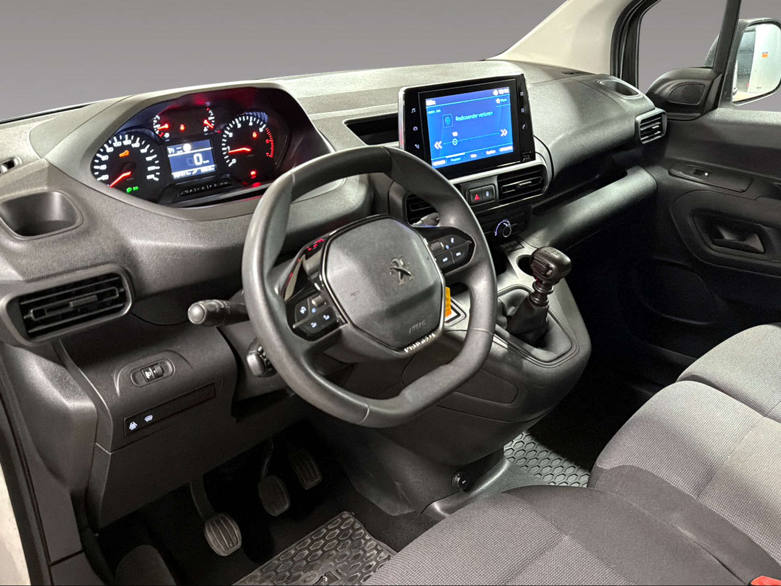 PEUGEOT Partner Kaw. 1000 Standard 1.5 BlueHDI 130 Asphalt S/S-image-8