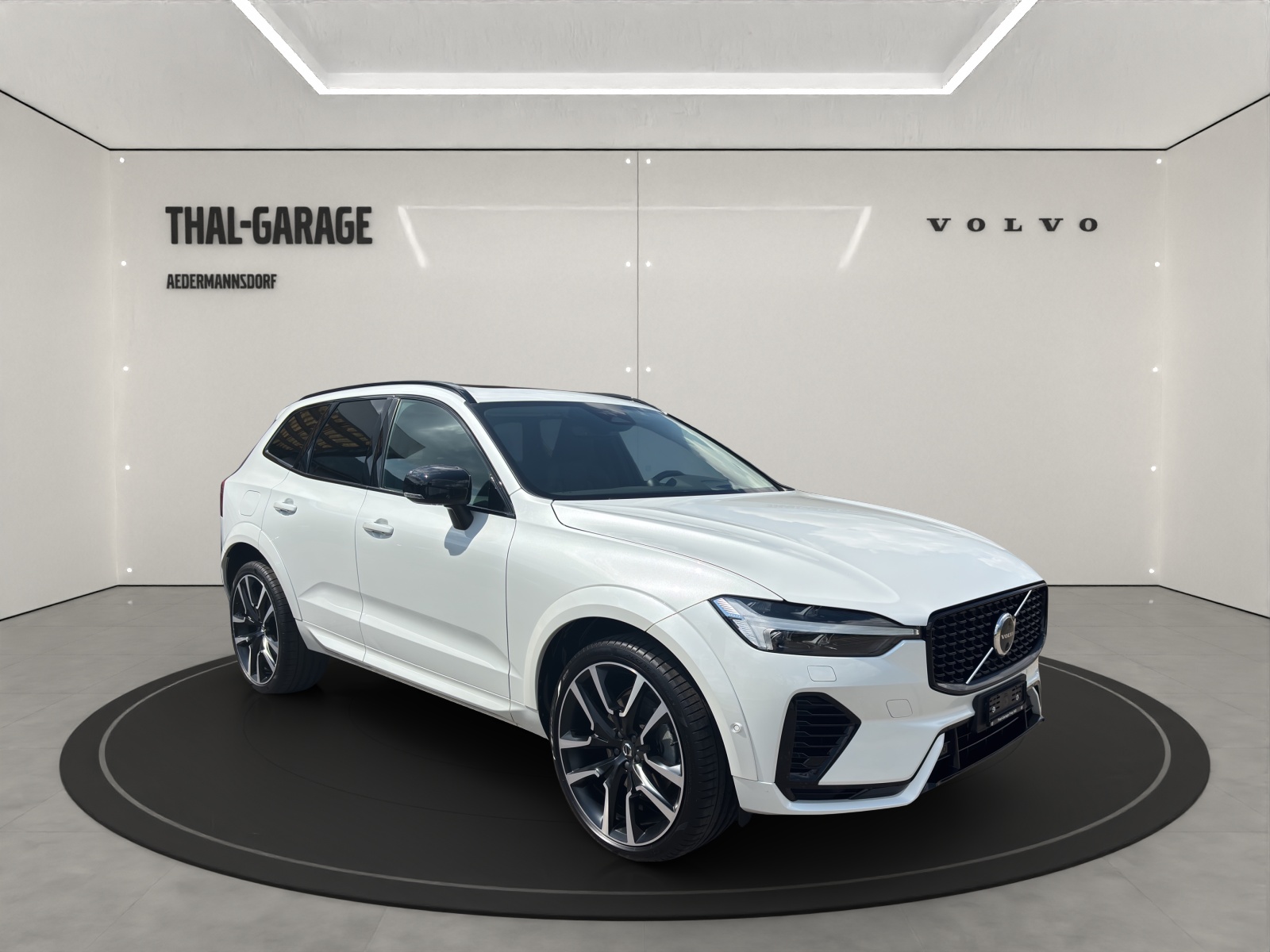 VOLVO XC60 2.0 T6 TE Ultimate Dark eAWD-image-12