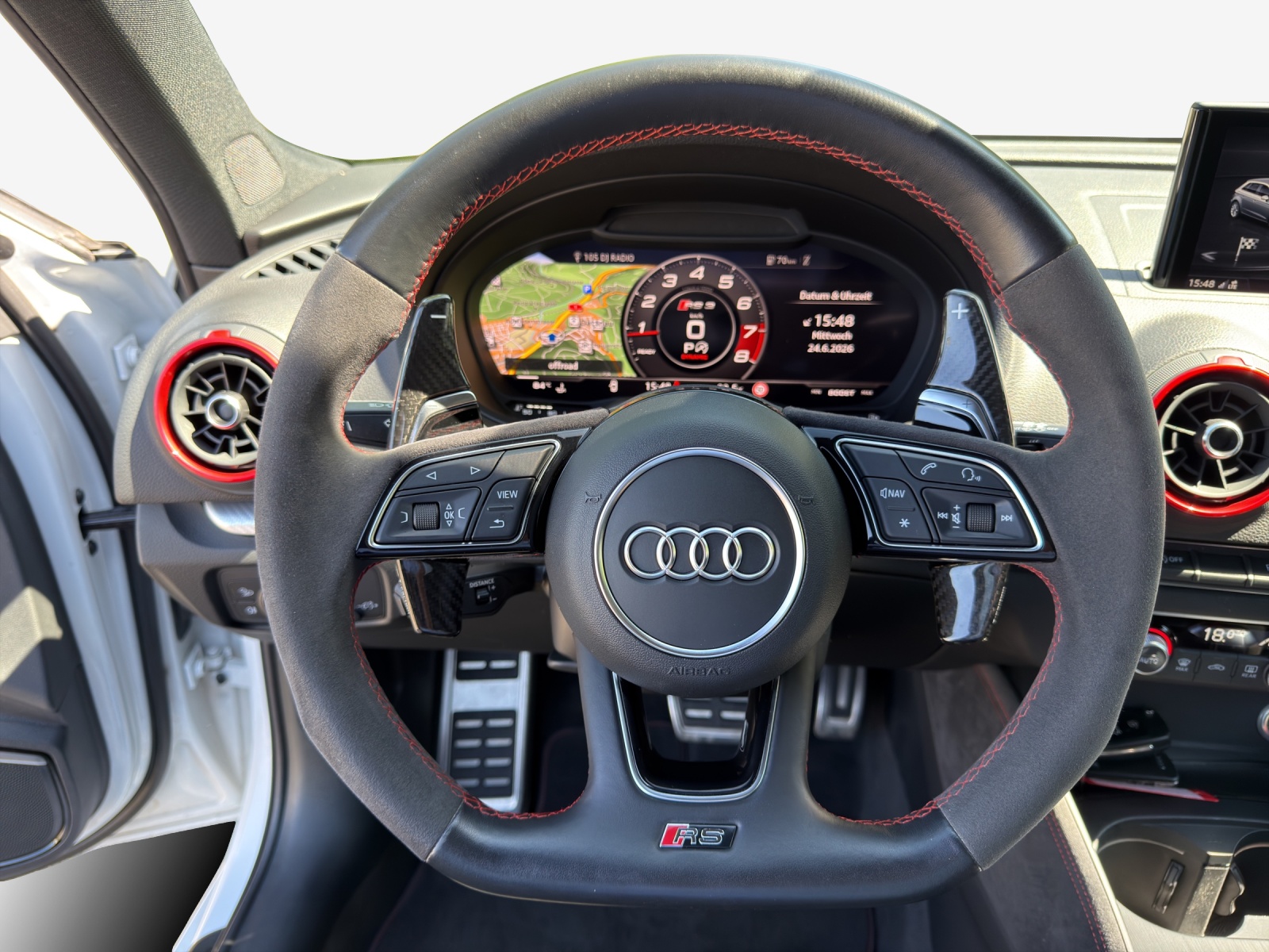 AUDI RS3 Sportback 2.5 TSI quattro S-tronic-image-9