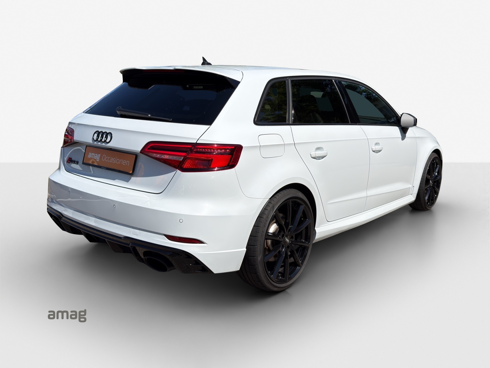 AUDI RS3 Sportback 2.5 TSI quattro S-tronic-image-4