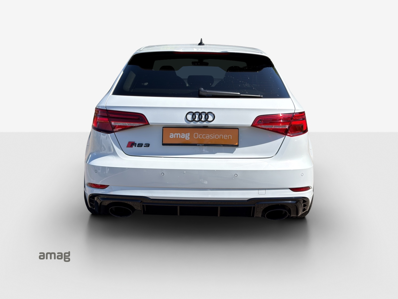 AUDI RS3 Sportback 2.5 TSI quattro S-tronic-image-3