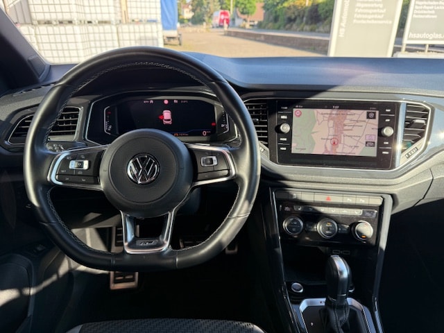 VW T-Roc 2.0 TSI Sport DSG 4Motion R-Line-image-4