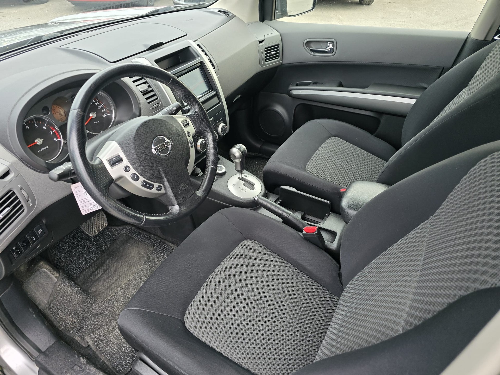 NISSAN X-Trail 2.5 16V SE XTronic CVT-image-10