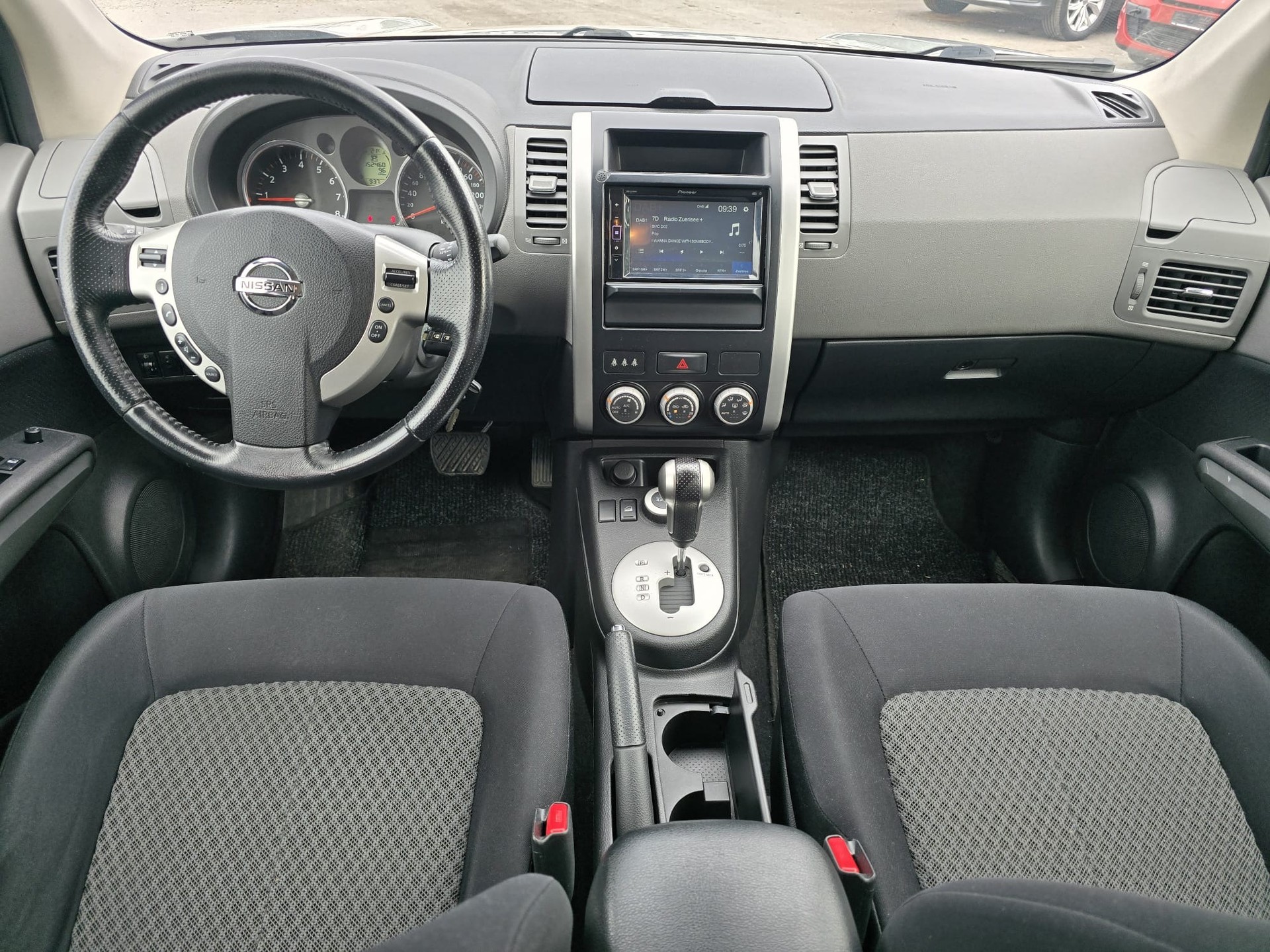 NISSAN X-Trail 2.5 16V SE XTronic CVT-image-8