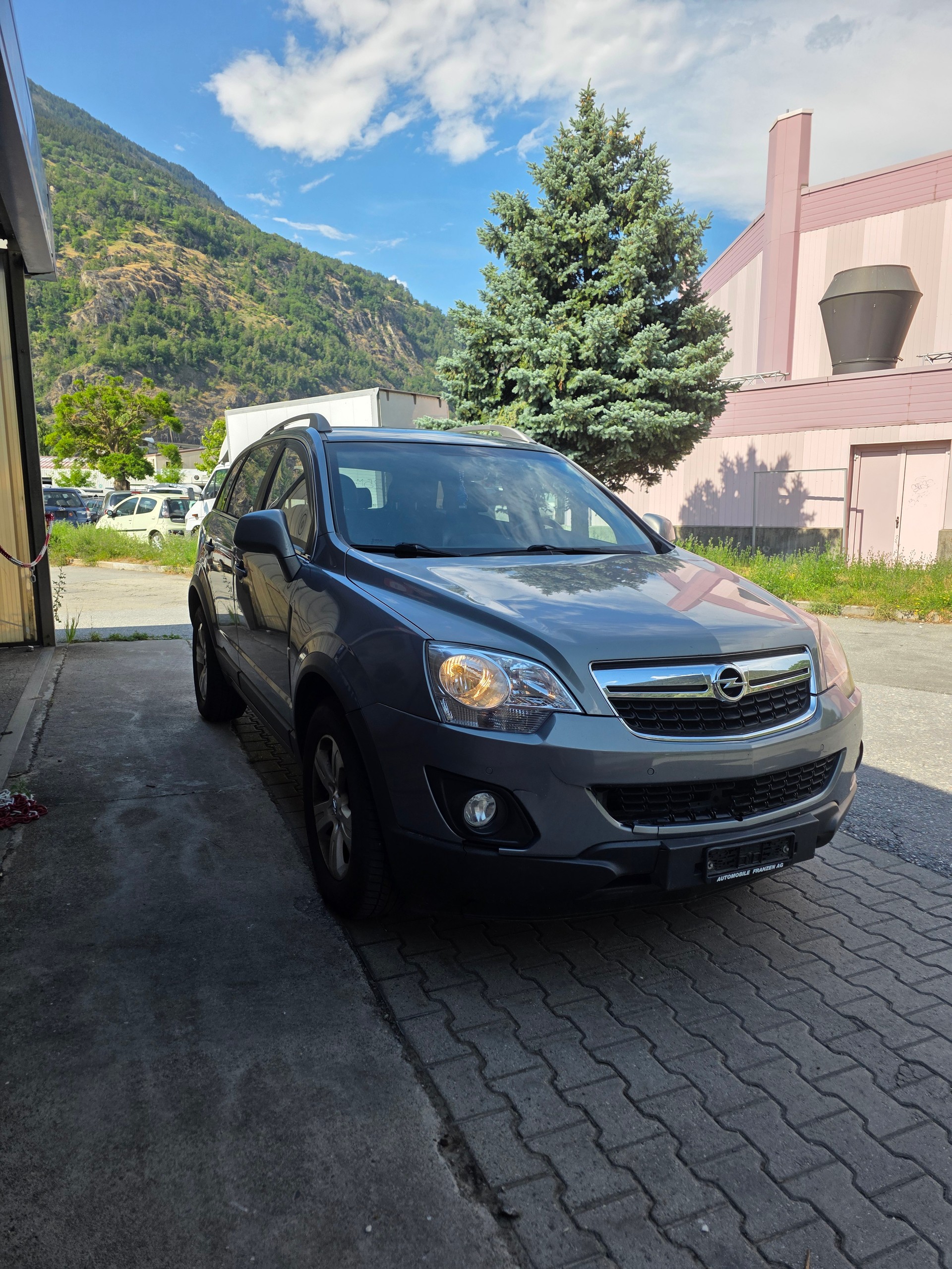 OPEL Antara 2.2 CDTi Cosmo 4WD-image-2
