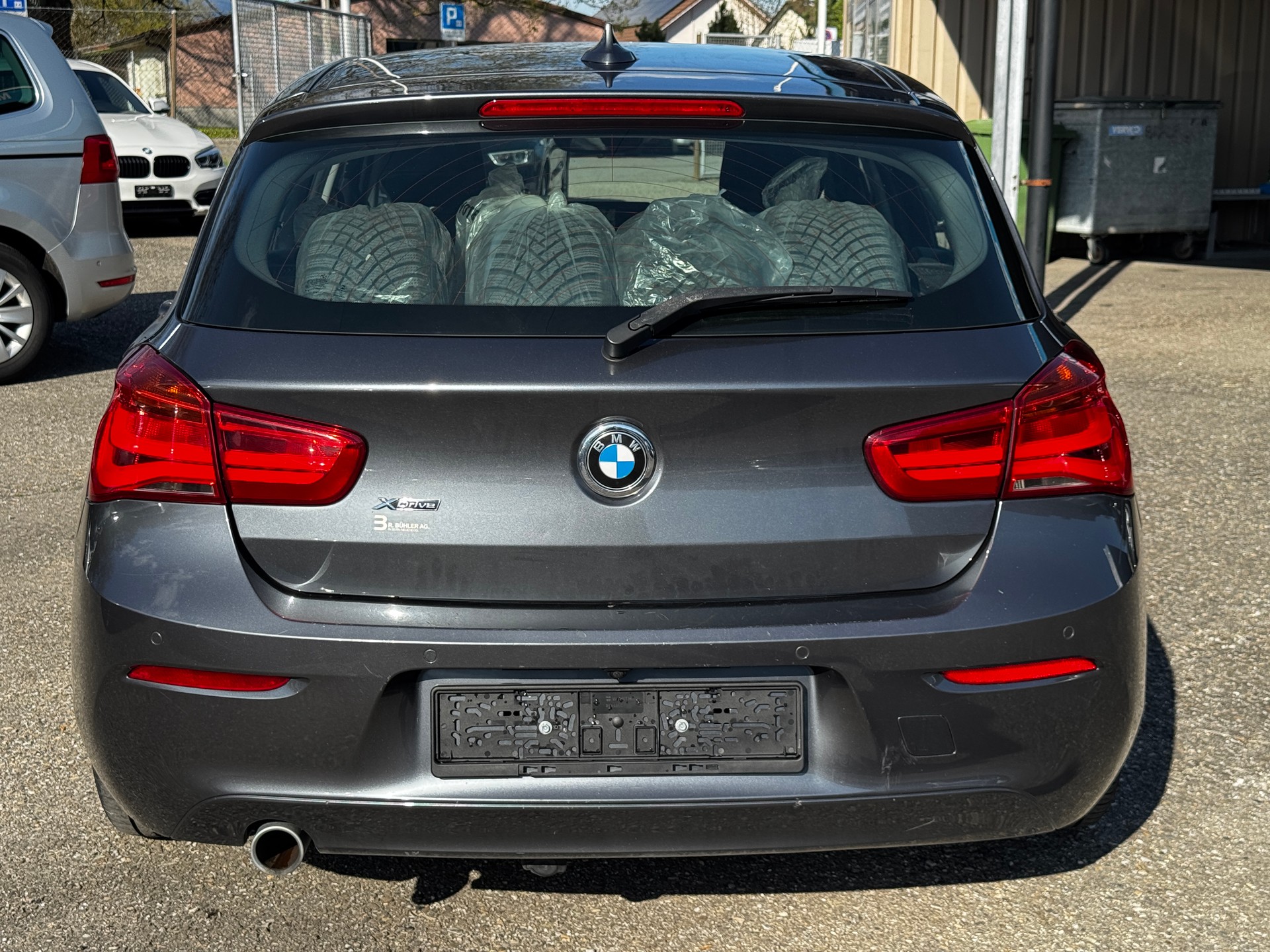 BMW 118d xDrive-image-5