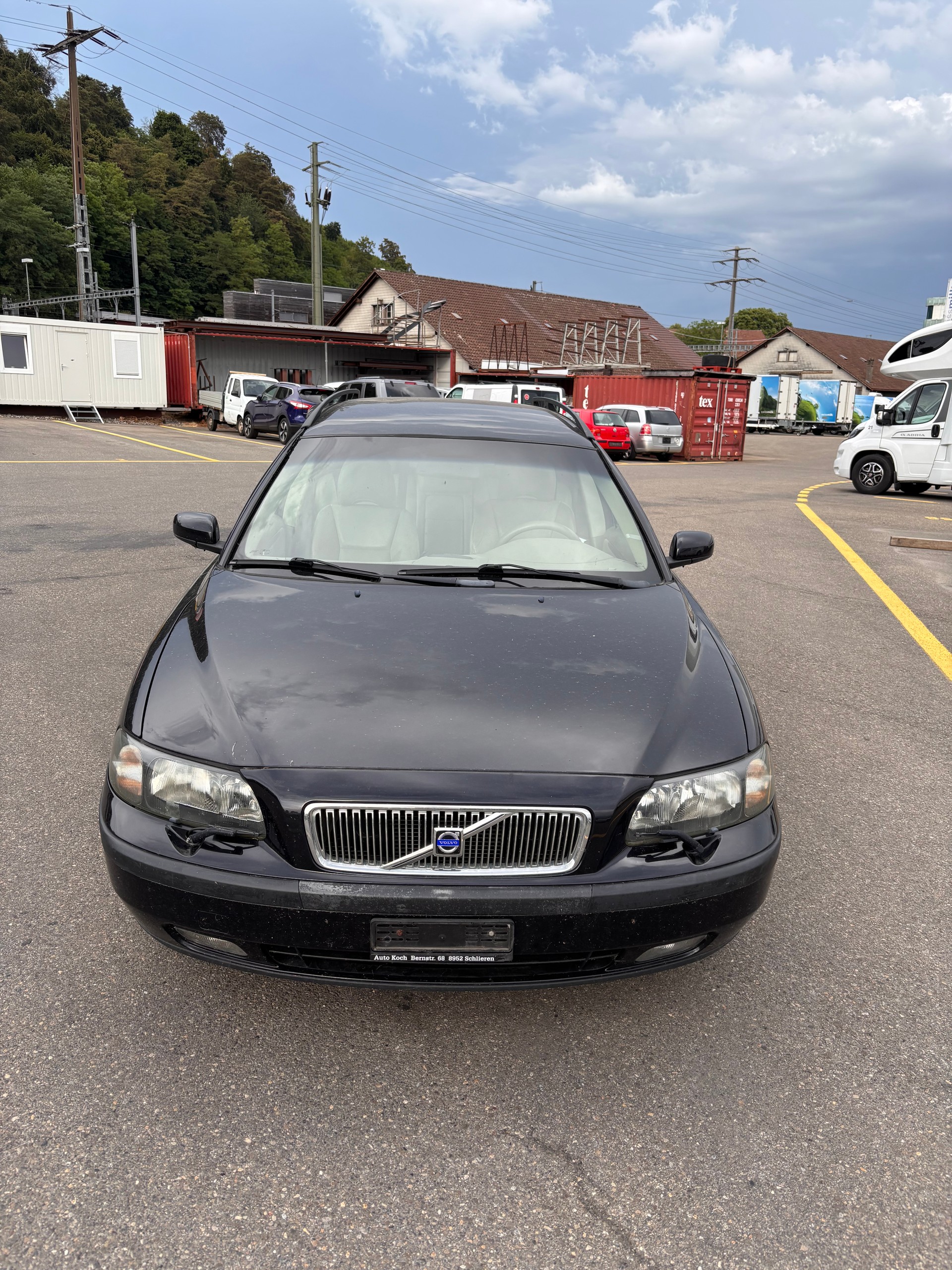 VOLVO V70 2.5T-image-0