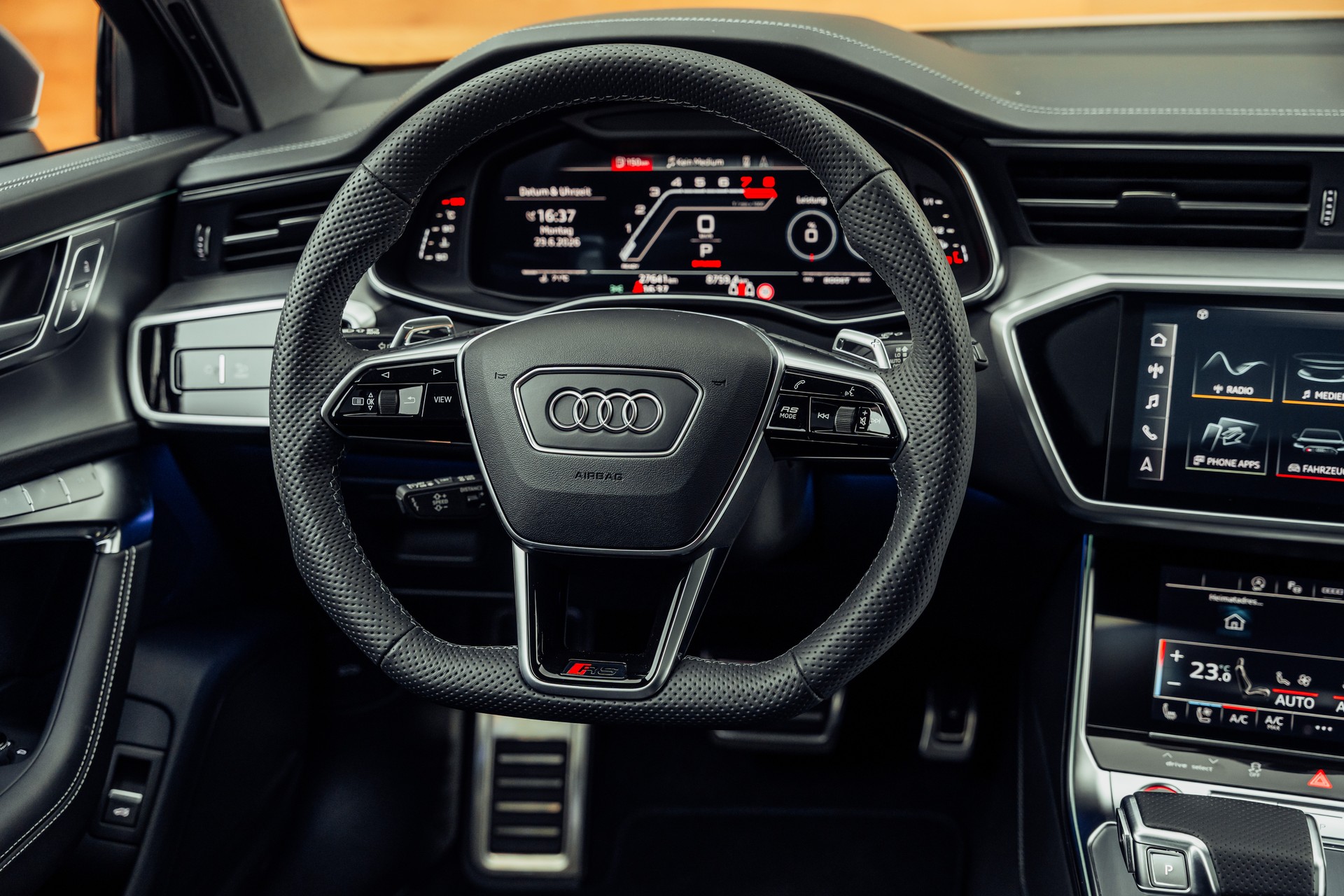 AUDI RS6 Avant 4.0 TFSI V8 Performance quattro-image-13