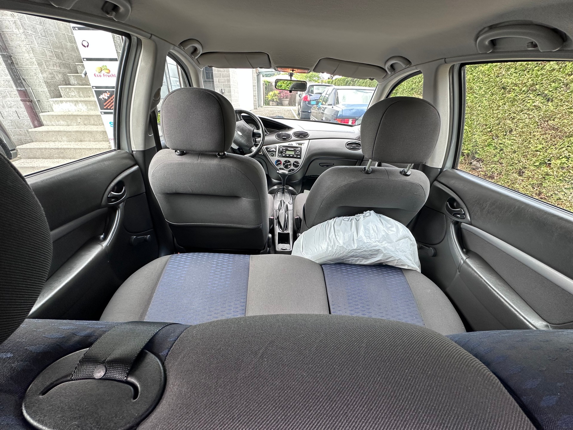 FORD Focus 1.6i 16V Carving-image-12