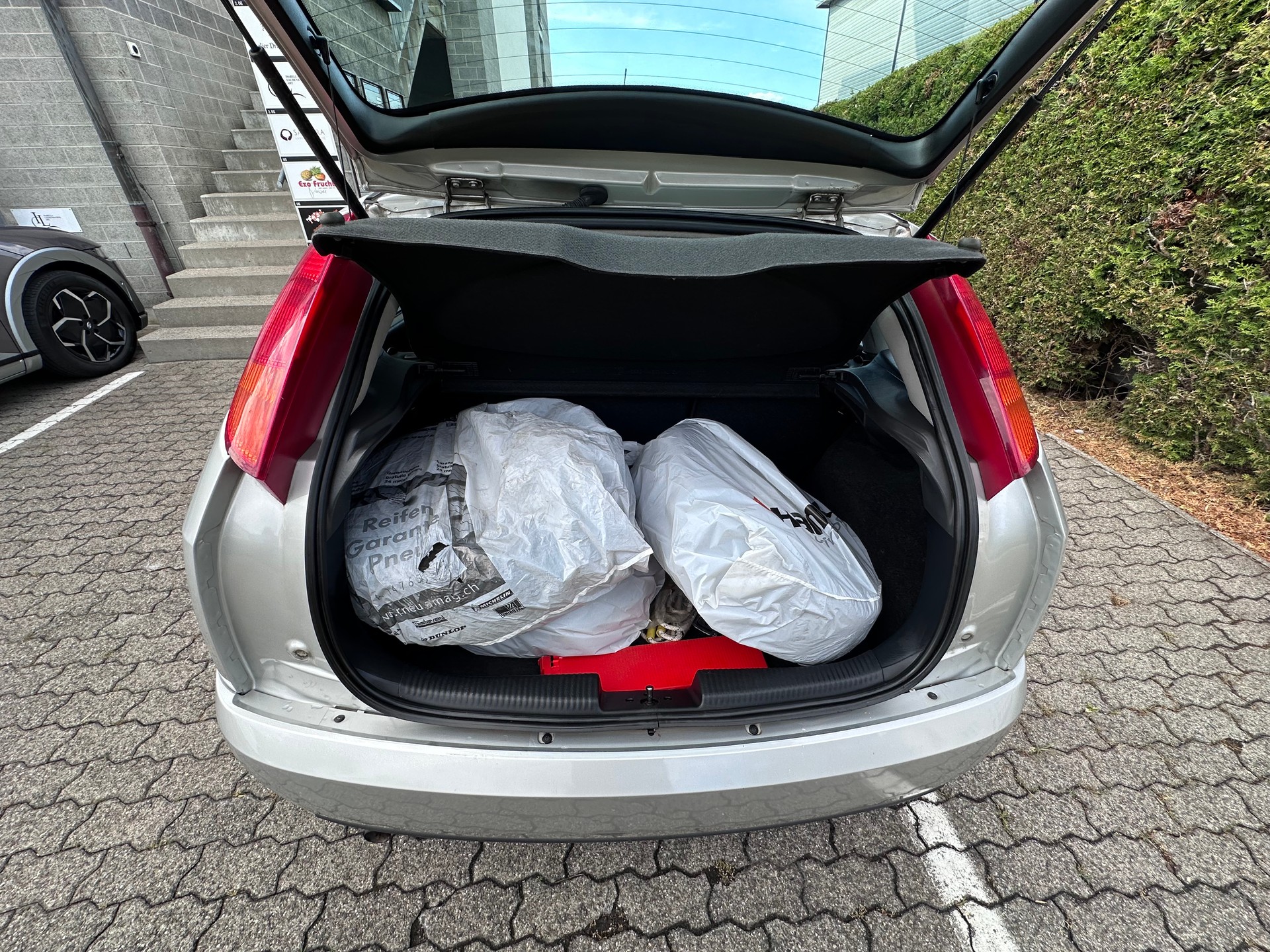 FORD Focus 1.6i 16V Carving-image-13