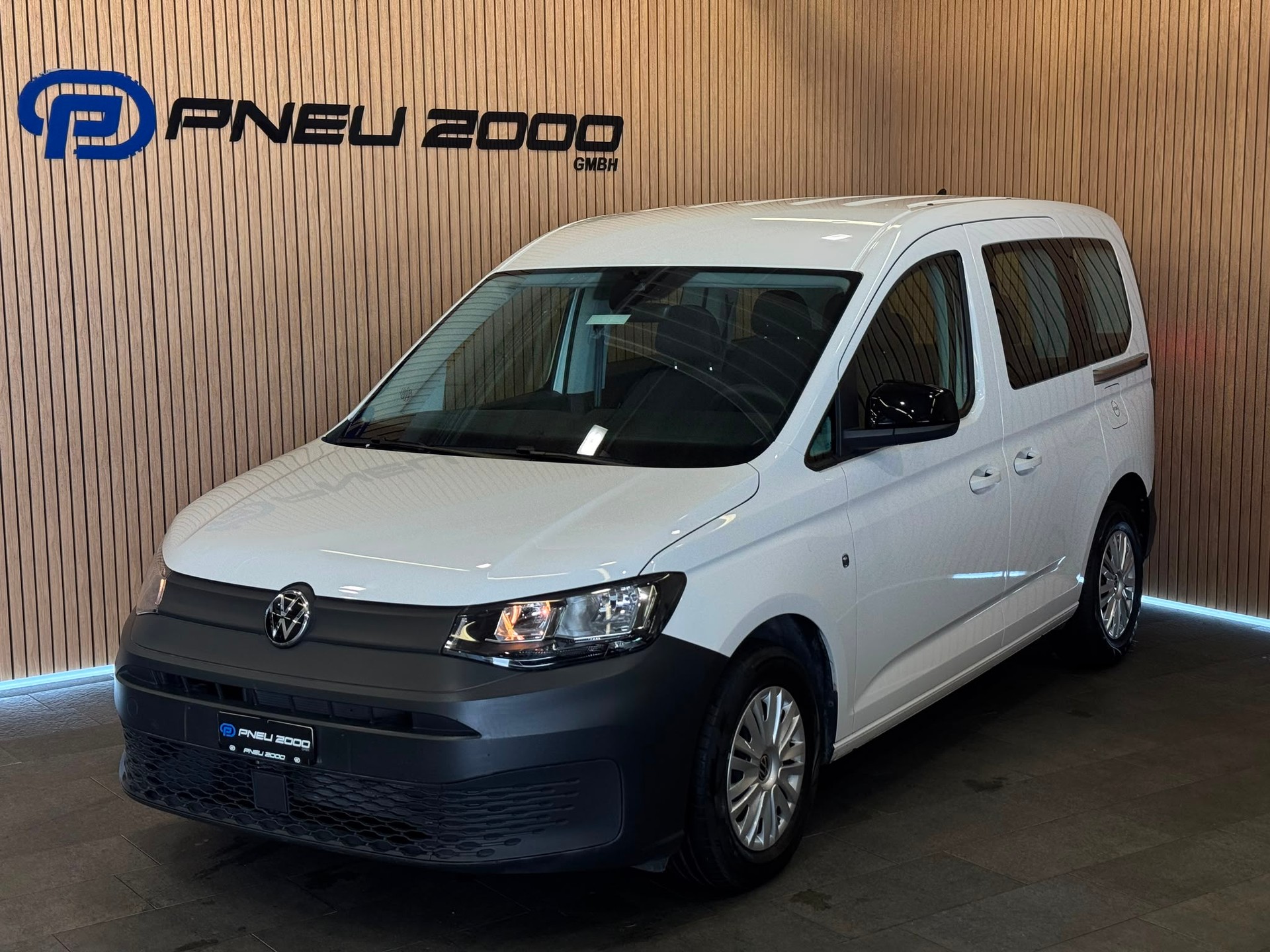 VW Caddy 2.0 TDI-image-0