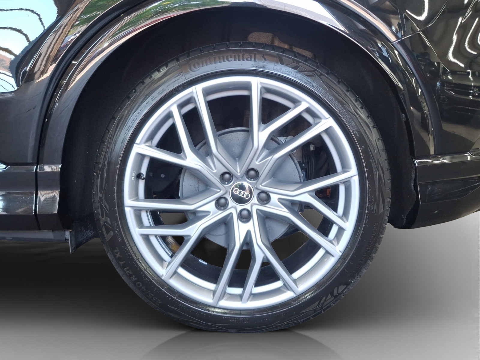 AUDI Q4 e-tron 50 quattro-image-14